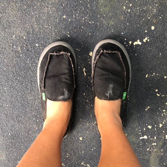 Sanuk Shoes - Black Sanuks